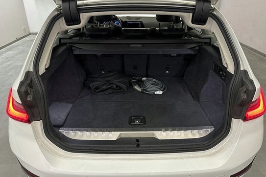 BMW Seria 3 Touring 320e Sport Line