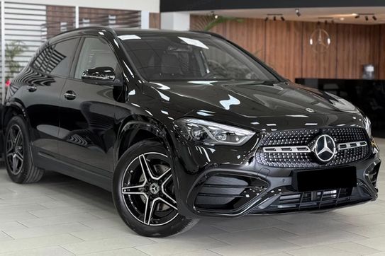 Mercedes GLA 200 AMG Line