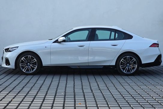 BMW Seria 5 520d xDrive M Sport aut