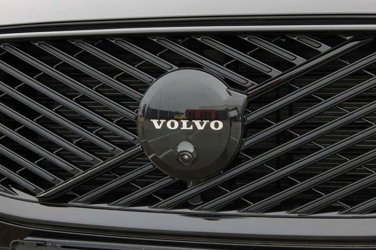 Volvo XC60 B5 AWD Ultra Black Edition