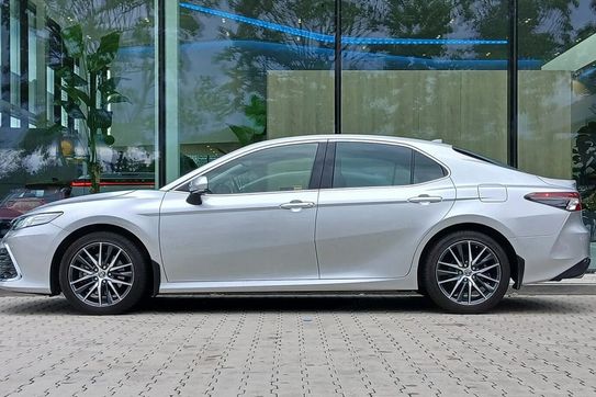 Toyota Camry Hybrid Comfort