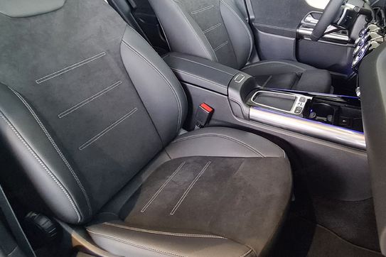 Mercedes GLA 220 4-Matic AMG Line