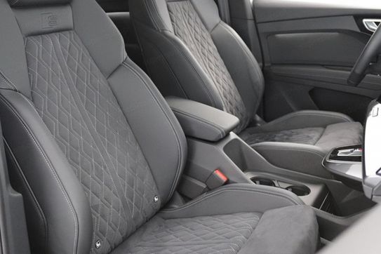 Audi Q4 e-tron S line