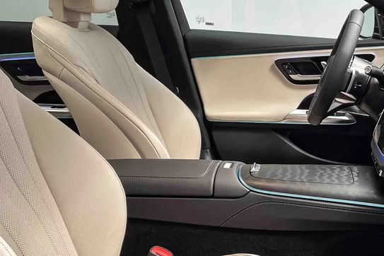 Mercedes Klasa E 220 d 4-Matic AMG