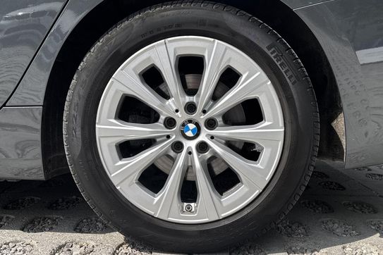 BMW Seria 3 318i