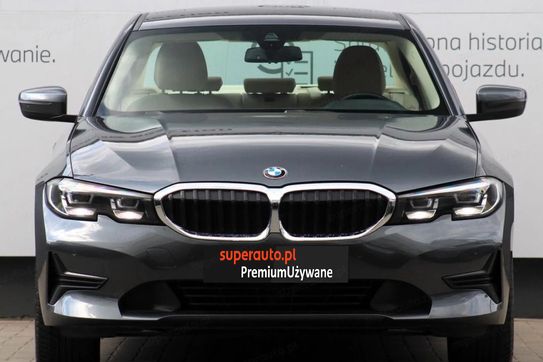 BMW Seria 3 318d Advantage aut