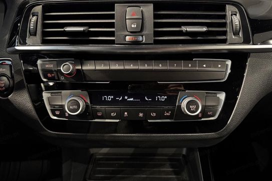 BMW Seria 1 125i Sport Line Shadow