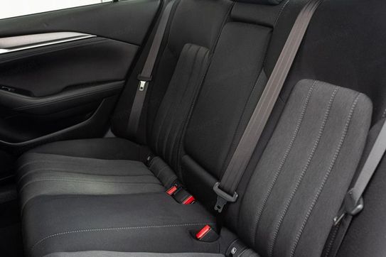 Mazda 6 2.0 Center-Line