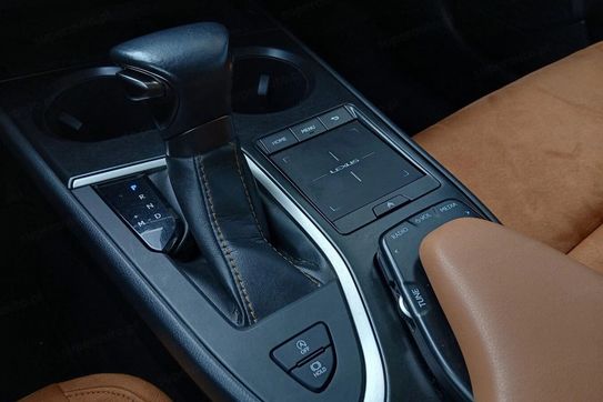 Lexus UX 200 Elegance 2WD