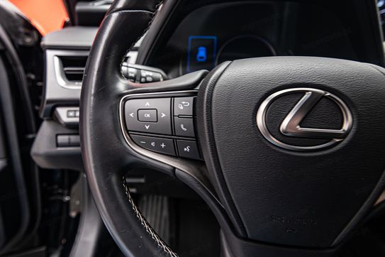 Lexus UX 200 2.0 2WD