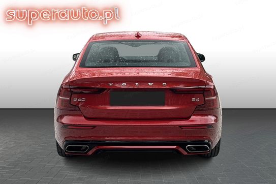 Volvo S60 B4 B R-Design