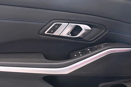 BMW Seria 3 320d xDrive mHEV aut