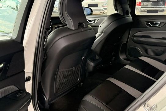 Volvo S60 B4 B R-Design