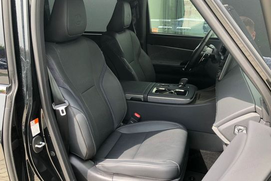 Lexus LM 350h Prestige