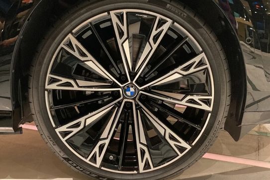BMW i7 M70 xDrive