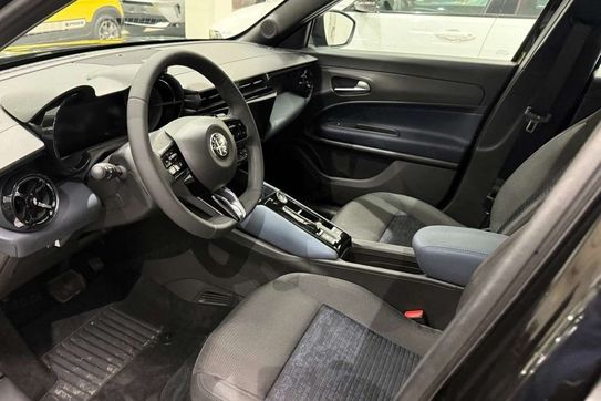 Alfa Romeo Junior 1.2 Ibrida Q4