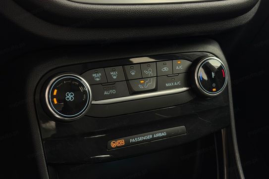 Ford Puma 1.0 EcoBoost Titanium