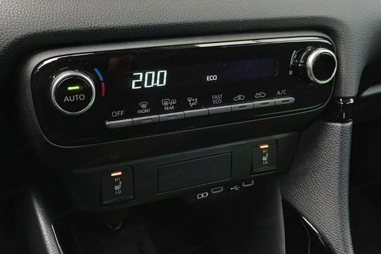 Toyota Yaris Hybrid 1.5 Style