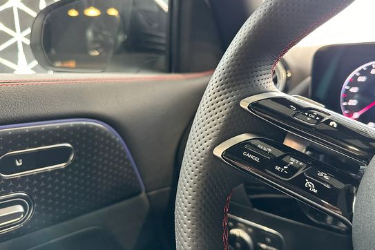 Mercedes GLA 200 AMG Line