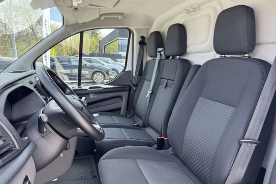 Ford Transit Custom 300 L2H1 2.0 Trend