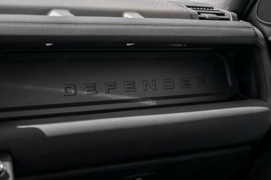 Land Rover Defender 110 D350 X-Dynamic SE