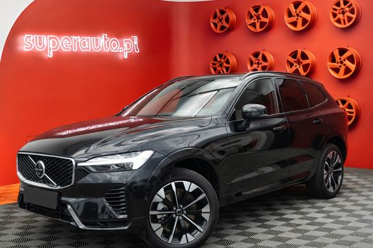 Volvo XC60 B5 AWD Ultra Dark