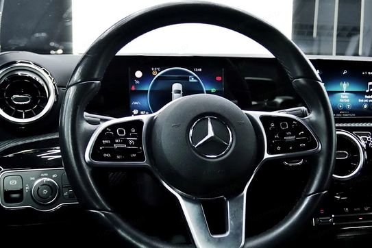 Mercedes Klasa A A 180 7G-DCT