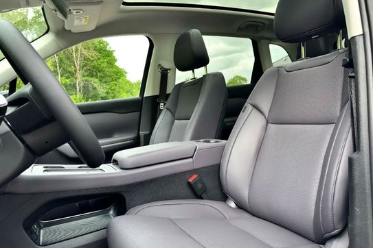 Leapmotor C10 Design 1.5 Hybrid