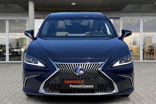 Lexus ES 300h Business Edition