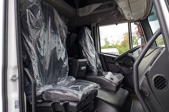 Iveco Eurocargo ML 75E19/P + Winda