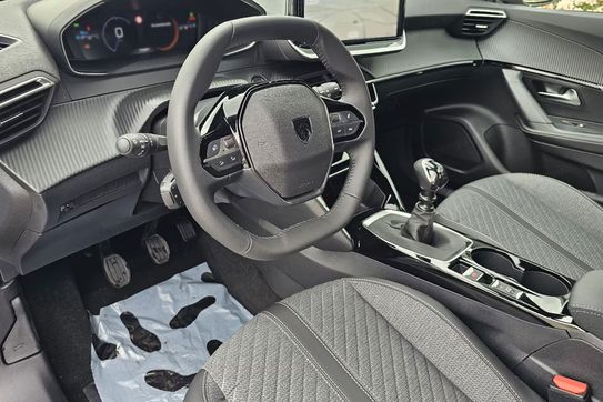 Peugeot 2008 Allure S&S  1.2 PureTech