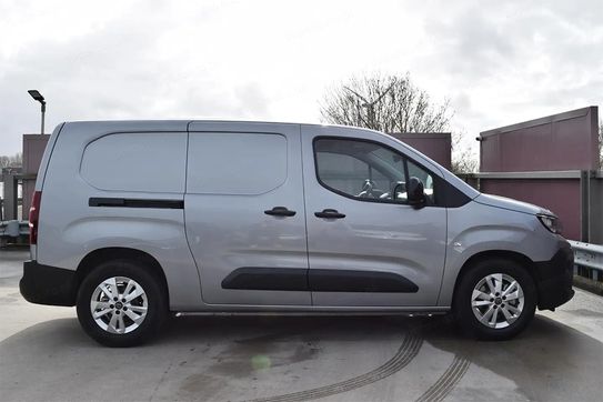 Peugeot Partner Van L2H1 EAT8