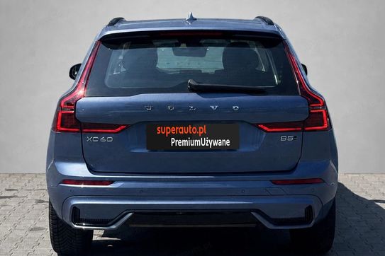 Volvo XC60 B5 B AWD Plus Dark