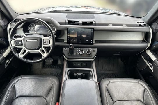 Land Rover Defender 110 3.0 P400 mHEV SE