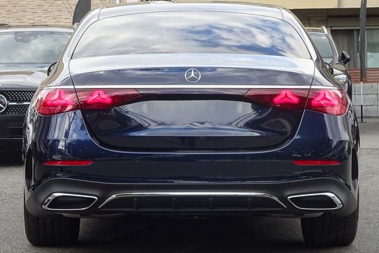 Mercedes Klasa E 220 d 4-Matic AMG