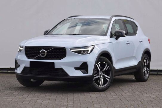 Volvo XC40 B3 Plus Dark