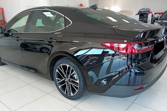 Toyota Camry Executive 2.5 Hybrid Dynamic Force