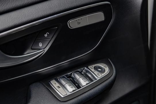Mercedes V Klasa 300 d 4-Matic Exclusive 9G-Tronic (długi)