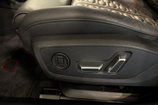 Audi A6 RS6 Avant TFSI quattro Performance
