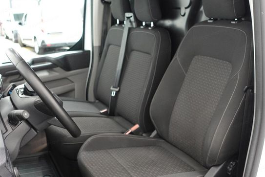 Ford Transit Custom 320 L2H1 Trend A8