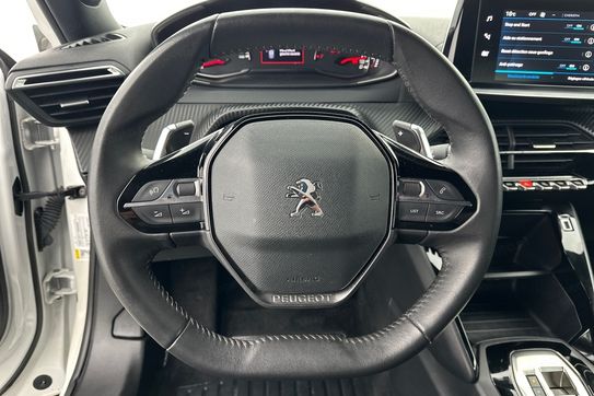 Peugeot 2008 Style 1.2 PureTech EAT8