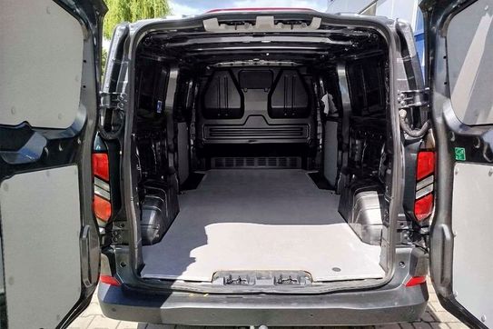 Ford Transit Custom 300 L2H1 AT