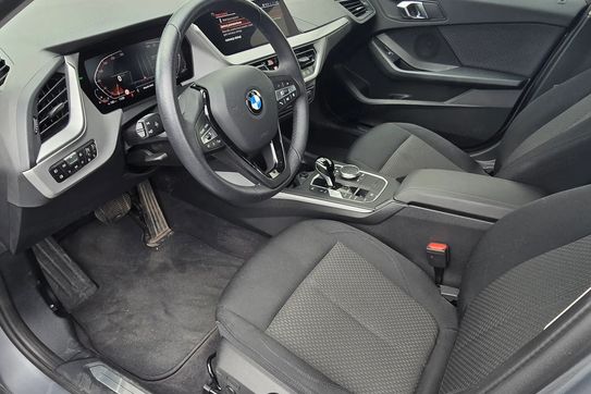 BMW Seria 1 118i Advantage aut