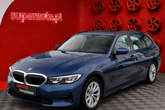 BMW Seria 3 318i aut
