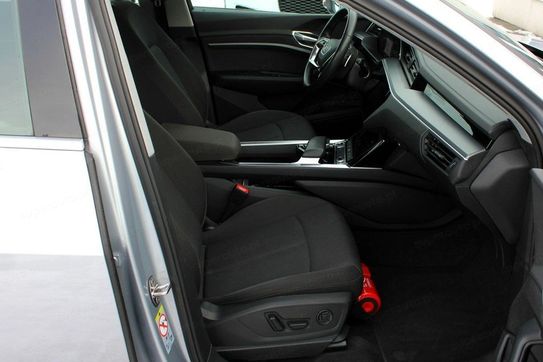 Audi e-tron 50 quattro