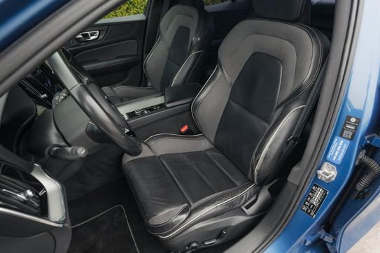 Volvo S60 B5 B R-Design