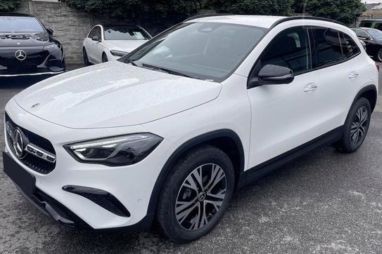 Mercedes GLA 200 Progressive