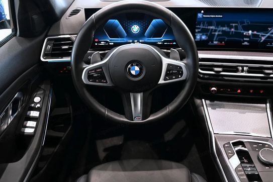 BMW Seria 3 318i M Sport aut