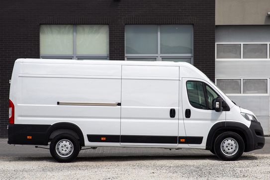 Opel Movano L4H2