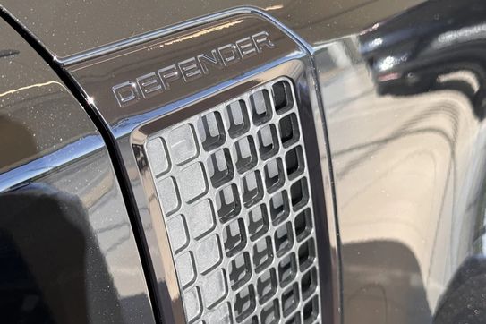 Land Rover Defender 110 D350 X-Dynamic SE